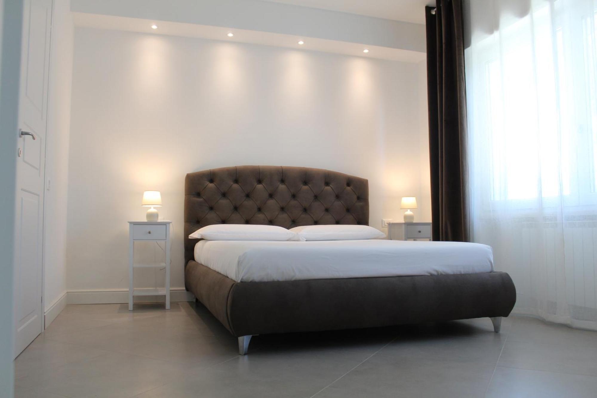 Villa Forte Salvi - Rooms Peschiera del Garda Esterno foto
